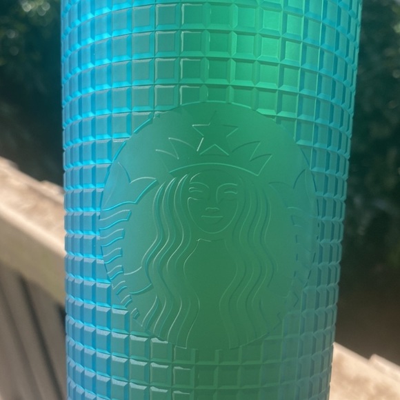 2022 Starbucks Mt. Dew green soft grid venti tumbler. - Picture 6 of 6